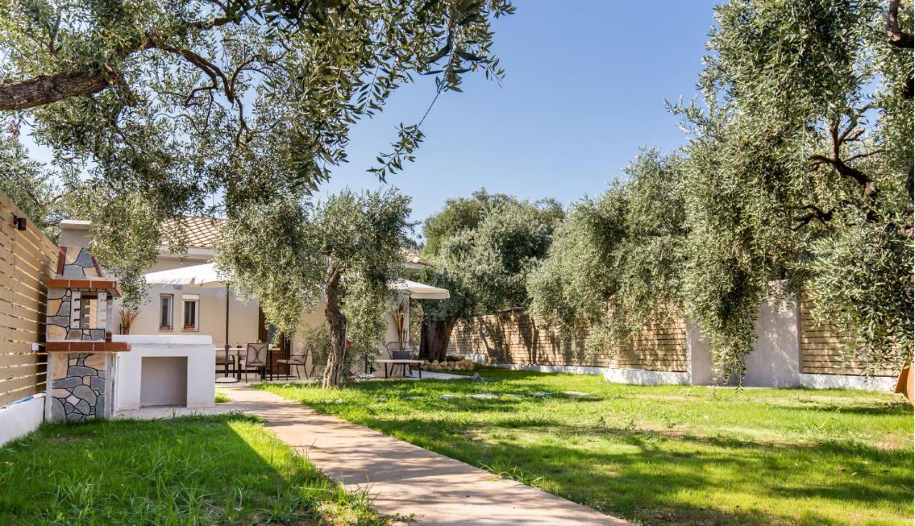 Villa 4 You Iliopetra Skala Sotiros Luaran gambar